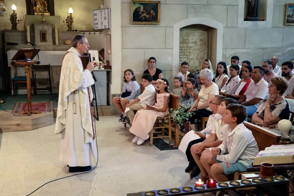 Temps d'enseignement pendant la célébration des communions